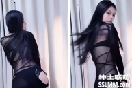 CC丨苏南南 真空情趣装定制 稀缺绝版 [1V/239MB]