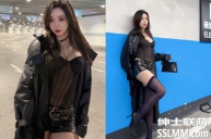 【秀人】王馨瑶 No.8158 停车场 拍摄花絮 [119P+1V-1.48G]